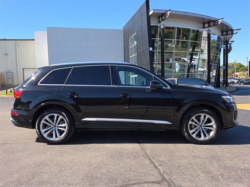 Used 2025 Audi Q7 3.0T Premium Plus image 6