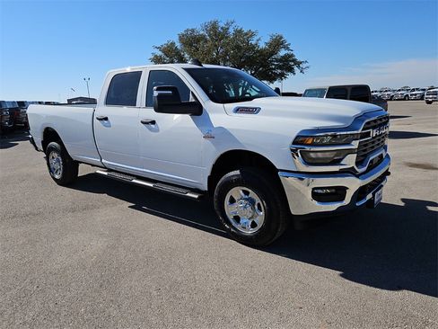 New 2026 RAM 2500 Tradesman image 9