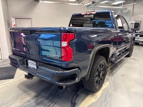 Used 2020 Chevrolet Silverado 2500 High Country w/ Z71 Off-Road Package AWD/4WD image 33