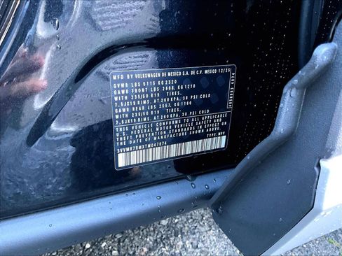 New 2026 Volkswagen Tiguan SE image 35