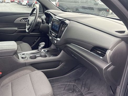 Certified 2023 Chevrolet Traverse LT FWD image 27
