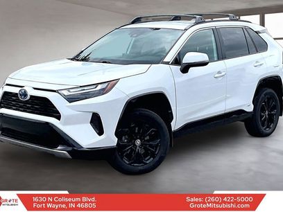 Used 2023 Toyota RAV4 SE w/ SE Grade Weather Package