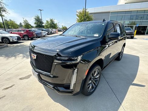 Used 2021 Cadillac Escalade Sport Platinum RWD image 5