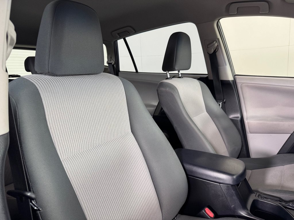 Used 2013 Toyota RAV4 LE FWD image 27