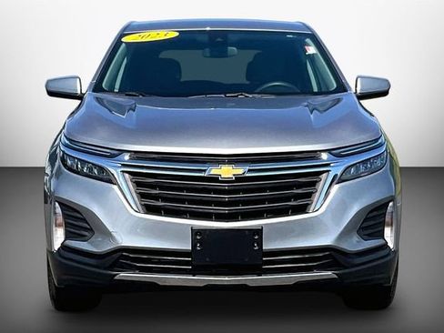 Used 2023 Chevrolet Equinox LT AWD/4WD image 3