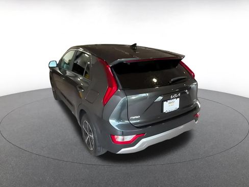 Used 2026 Kia Niro LX FWD image 9