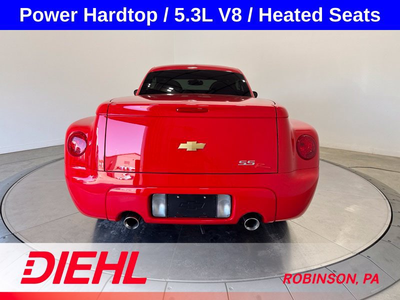 Used 2004 Chevrolet SSR w/ Preferred Equipment Group RWD image 9