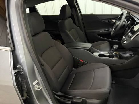 Used 2023 Chevrolet Malibu LT FWD image 22