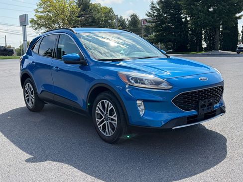 Used 2021 Ford Escape SEL w/ Technology Package AWD/4WD image 2