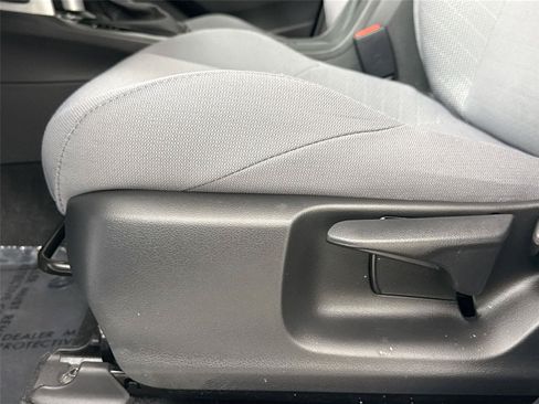 Used 2023 Toyota Corolla Cross AWD Hybrid image 26