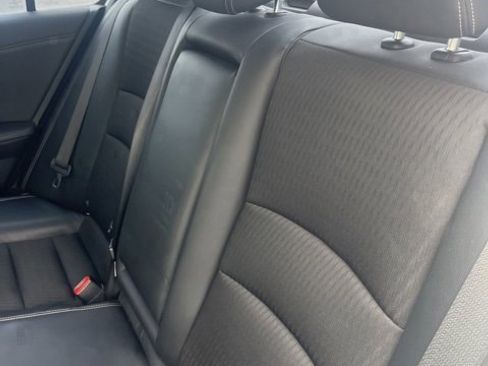 Used 2017 Honda Accord Sport image 9