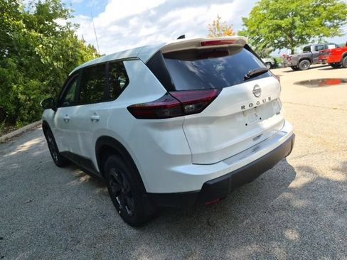 New 2026 Nissan Rogue SV w/ Cold Weather Package AWD/4WD image 7