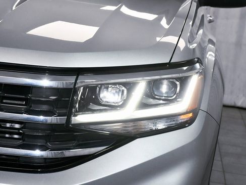 Used 2021 Volkswagen Atlas Cross Sport SEL R-Line image 72