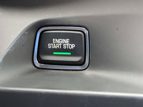 Used 2018 Chevrolet Camaro SS RWD image 31