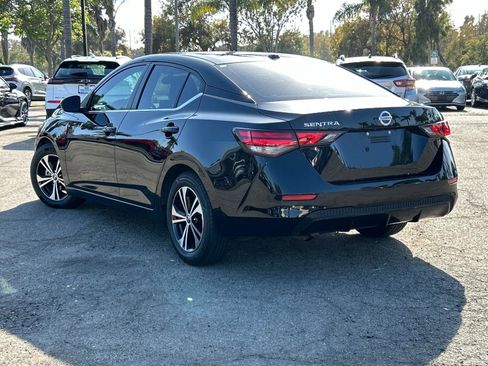 Used 2022 Nissan Sentra SV image 5