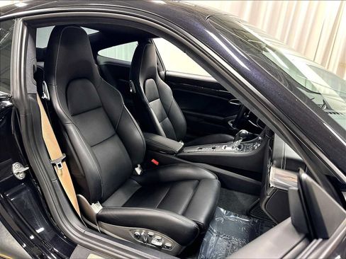 Used 2019 Porsche 911 Turbo S AWD/4WD image 28
