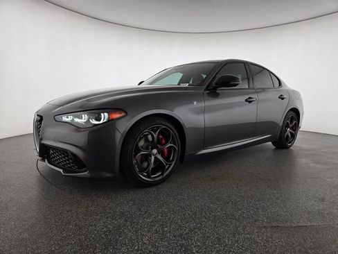 Used 2024 Alfa Romeo Giulia Ti w/ Performance Driving Package RWD image 26