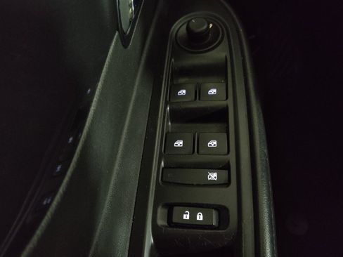 Used 2019 Buick Encore Sport Touring w/ Safety Package image 27