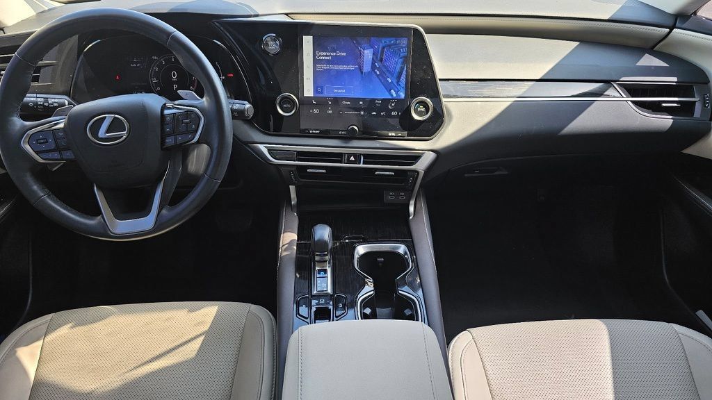Used 2024 Lexus RX 350 FWD image 14