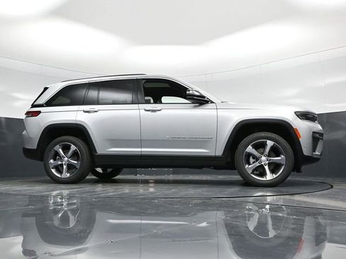 New 2026 Jeep Grand Cherokee Limited AWD/4WD image 61