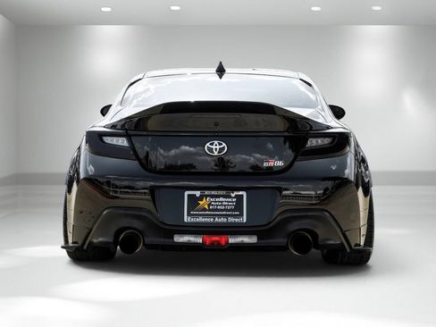 Used 2022 Toyota GR86 Premium w/ ALL Weather Mat Package (TMS) RWD image 7