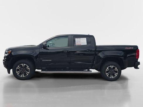 Used 2022 Chevrolet Colorado Z71 RWD image 2