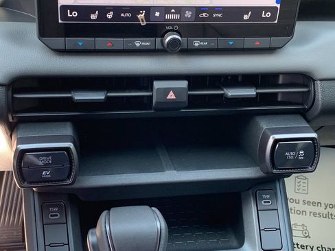 Used 2026 Toyota RAV4 SE w/ Convenience Package FWD image 23