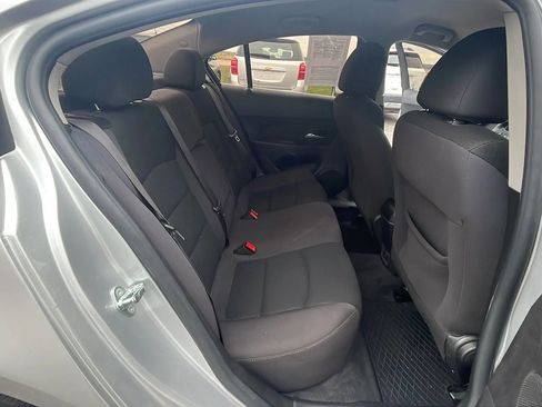Used 2016 Chevrolet Cruze LT image 24
