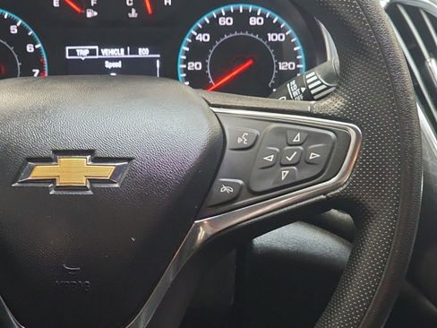 Used 2020 Chevrolet Malibu LT FWD image 16