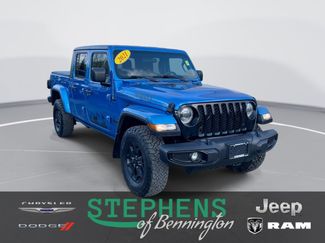 Used 2021 Jeep Gladiator Sport AWD/4WD video 1