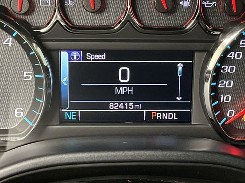 Used 2017 Chevrolet Silverado 1500 LT w/ Midnight Edition AWD/4WD image 15