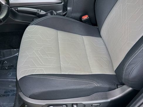 Used 2022 Toyota Tacoma TRD Sport image 18