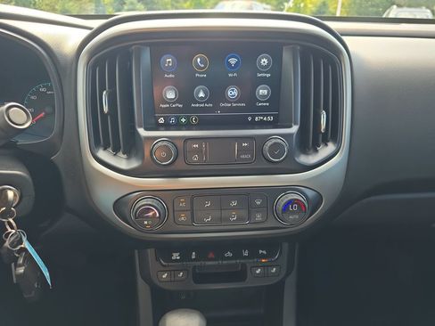 Certified 2022 Chevrolet Colorado LT w/ Luxury Package AWD/4WD image 23