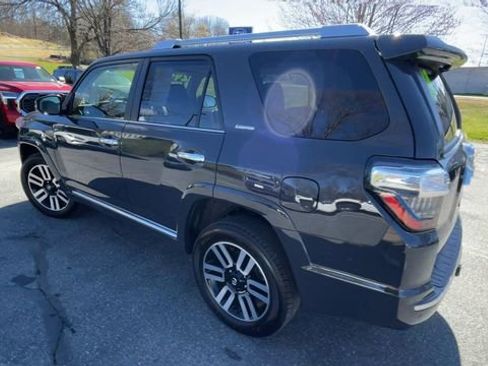 Used 2024 Toyota 4Runner Limited AWD/4WD image 6