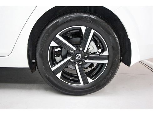 Used 2025 Nissan Sentra SV w/ All-Weather Package image 27