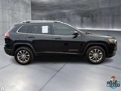 Used 2020 Jeep Cherokee Latitude Plus image 8