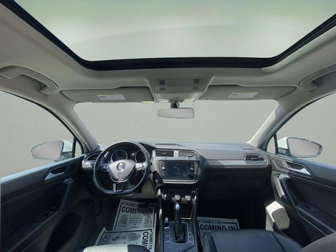 Used 2019 Volkswagen Tiguan SE image 12