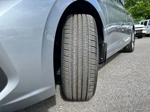 Used 2023 Volkswagen Jetta SE FWD image 12