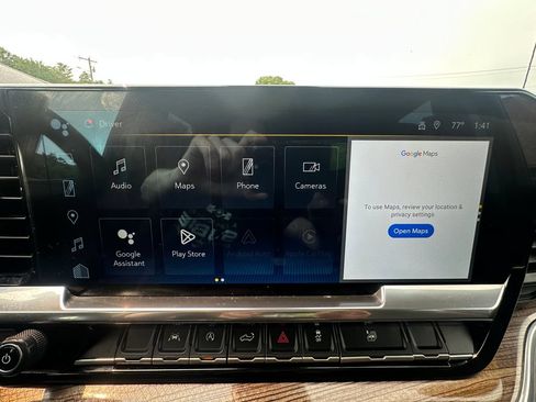 Used 2023 Chevrolet Silverado 1500 LT AWD/4WD image 14