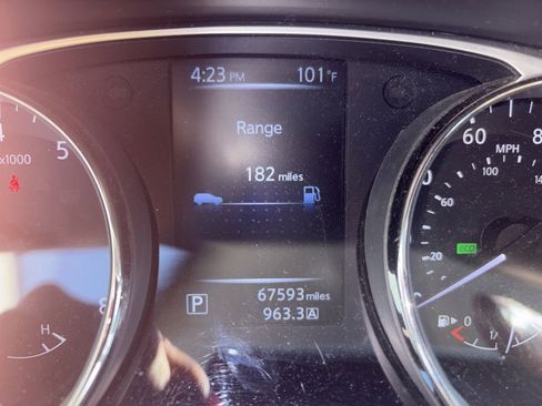 Used 2016 Nissan Rogue S w/ Appearance Package AWD/4WD image 5