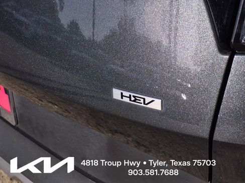 Certified 2025 Kia Sportage LX FWD image 8