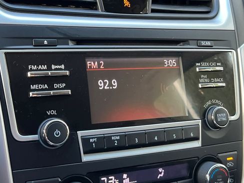 Used 2017 Nissan Altima 2.5 SV image 20