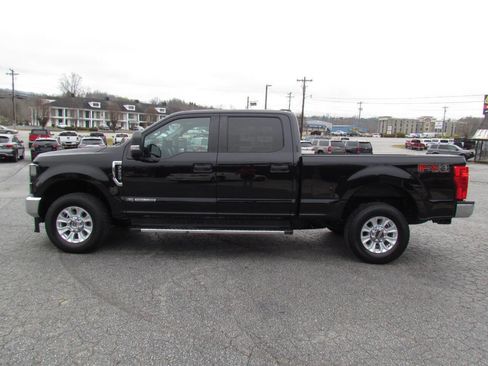 Used 2020 Ford F250 XL w/ STX Appearance Package image 4