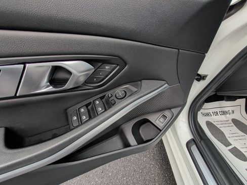 Used 2020 BMW 330i xDrive Sedan w/ Convenience Package image 11