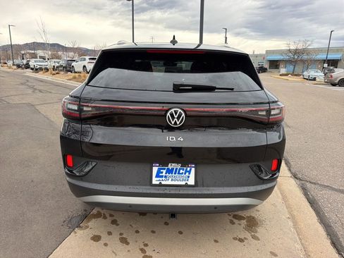 Certified 2023 Volkswagen ID.4 Pro S Plus image 4