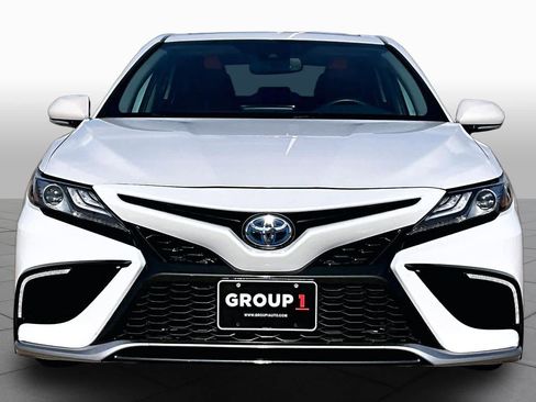 Used 2023 Toyota Camry XSE w/ Cold Weather Package FWD image 4