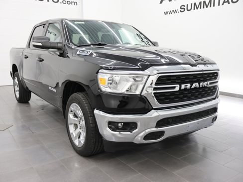 Used 2022 RAM 1500 Big Horn AWD/4WD image 2