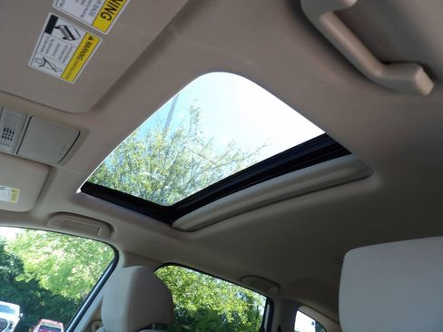 Used 2017 Honda CR-V EX image 13