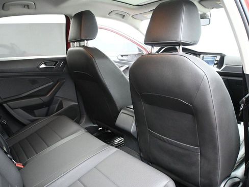 Certified 2024 Volkswagen Jetta SE FWD image 19