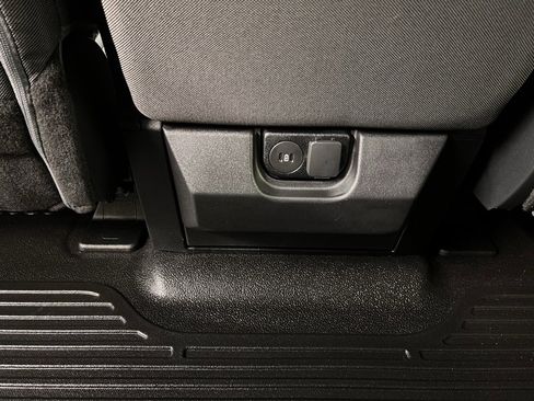 New 2026 Ford F550 4x4 Crew Cab image 28